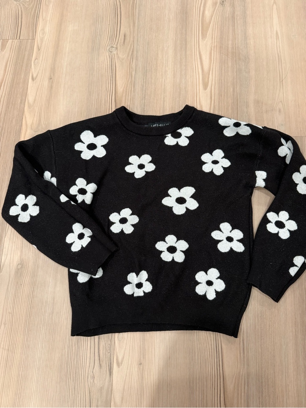 Black Floral Crewneck Sweater - Unbranded